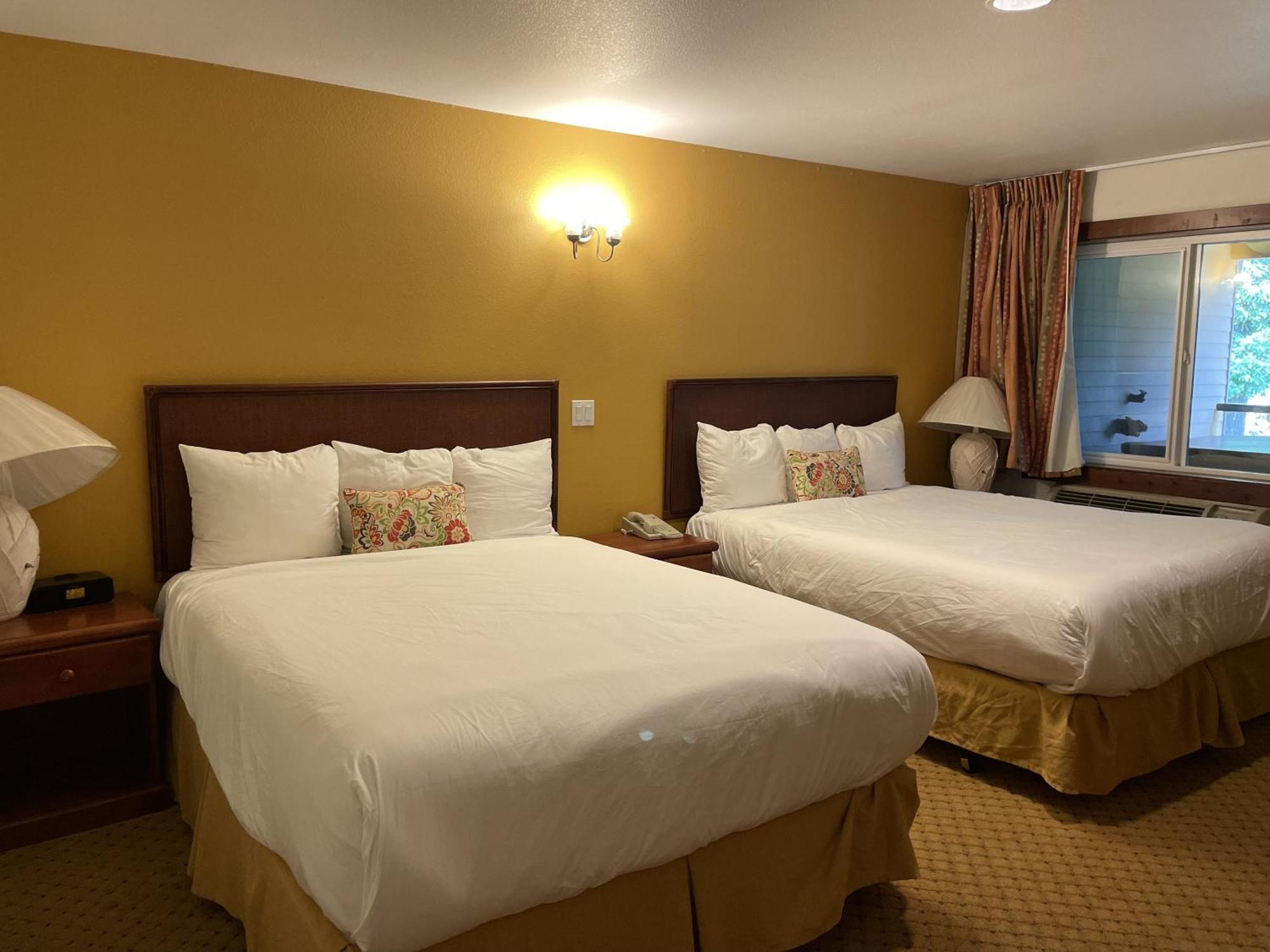 Carson Hot Springs Resort & Spa Room photo